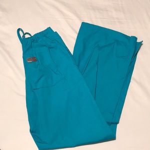 Scrub zone pants, shirt with darker spot